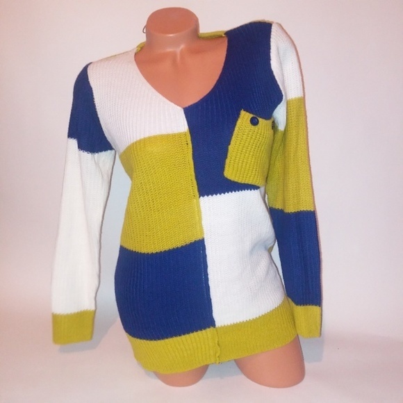 Coco Roja‎ Sweater - Picture 1 of 5
